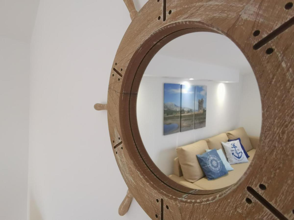 Old Town Paklenica Apartment สตารีกราด-ปาเคลนีซา ภายนอก รูปภาพ