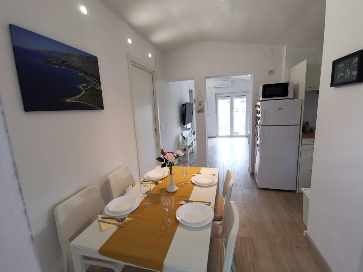Old Town Paklenica Apartment สตารีกราด-ปาเคลนีซา ภายนอก รูปภาพ