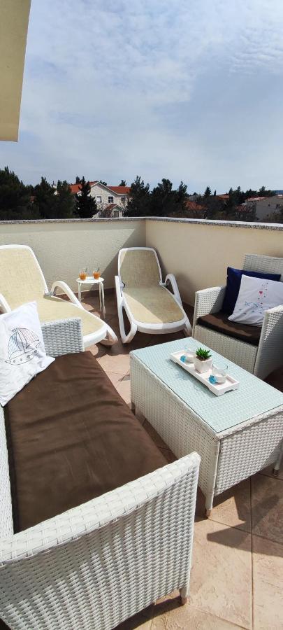 Old Town Paklenica Apartment สตารีกราด-ปาเคลนีซา ภายนอก รูปภาพ