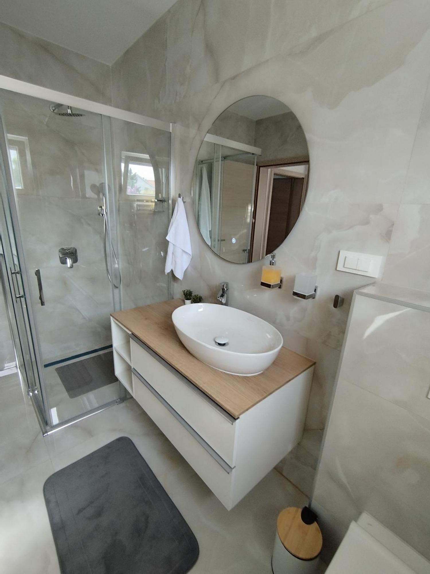 Old Town Paklenica Apartment สตารีกราด-ปาเคลนีซา ภายนอก รูปภาพ